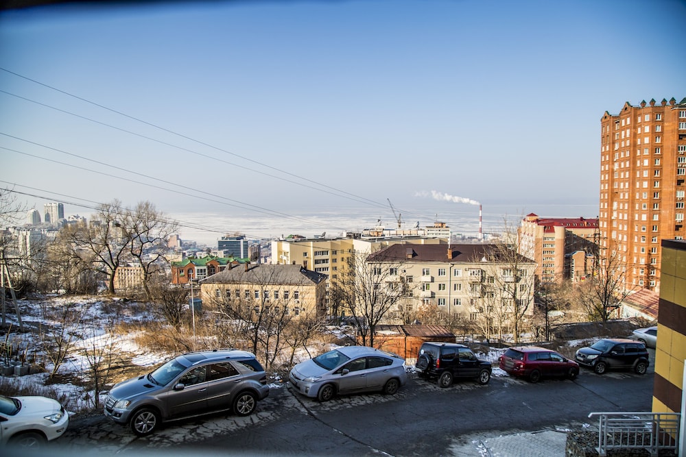 Apartment on Komarova 58-1a view 5
