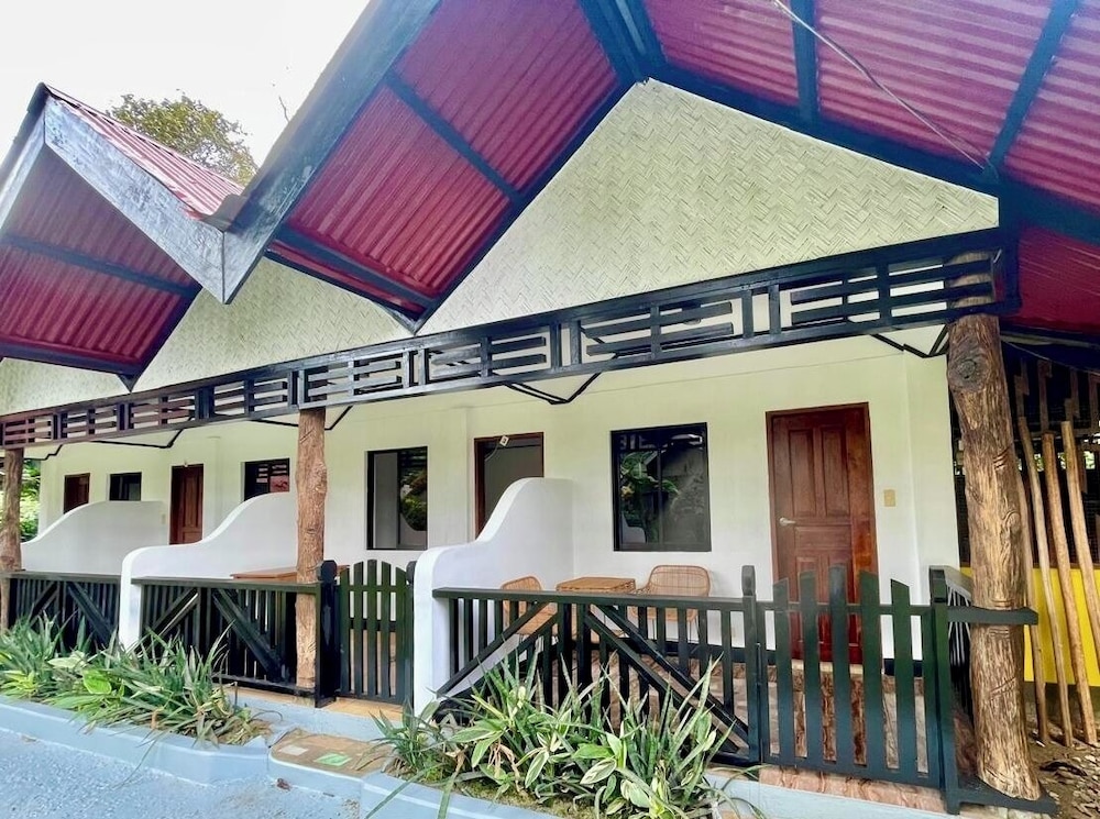 Nayon Inn