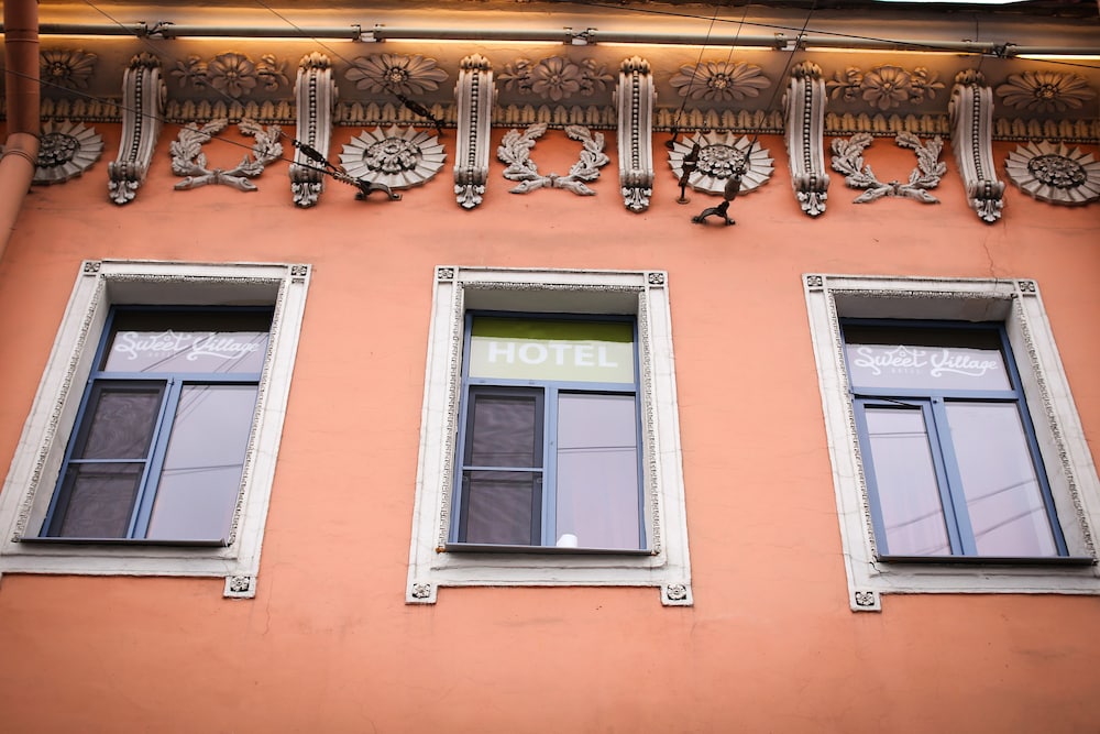 Sweet Village Hostel Vladimirskiy