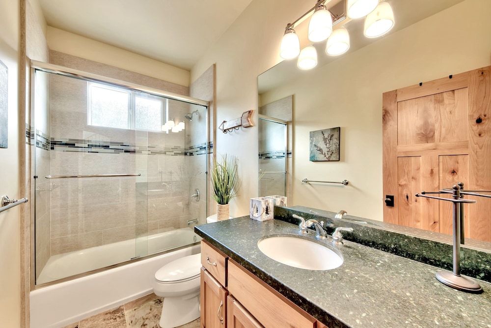 1376md Angora View 4 Bedroom Home