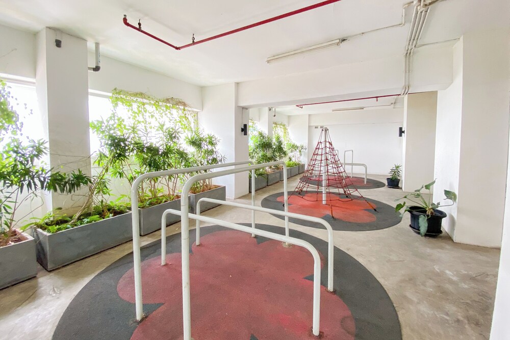Modern Look Studio At Grand Kamala Lagoon Apartment