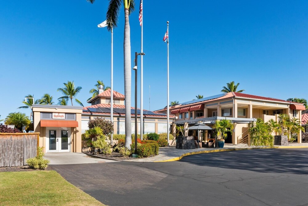 Big Island Keauhou Gardens 2 Bedroom Condo view 2