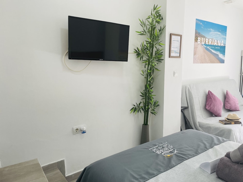 Estudio Burriana Jimena by At Home Costa del Sol