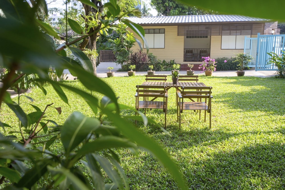 The Bangkokians City Garden Home