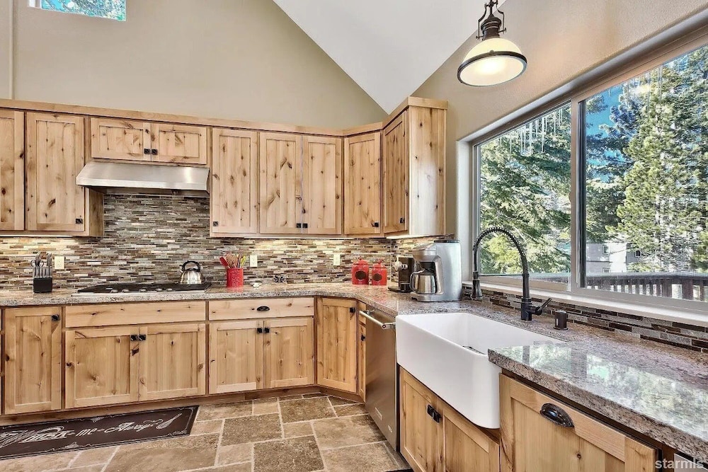 539 Wintoon Drive 4 Bedroom Home
