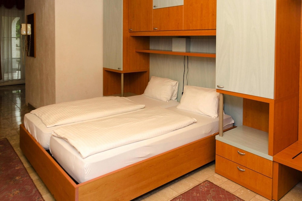 Flat in Podersdorf am See With Balcony