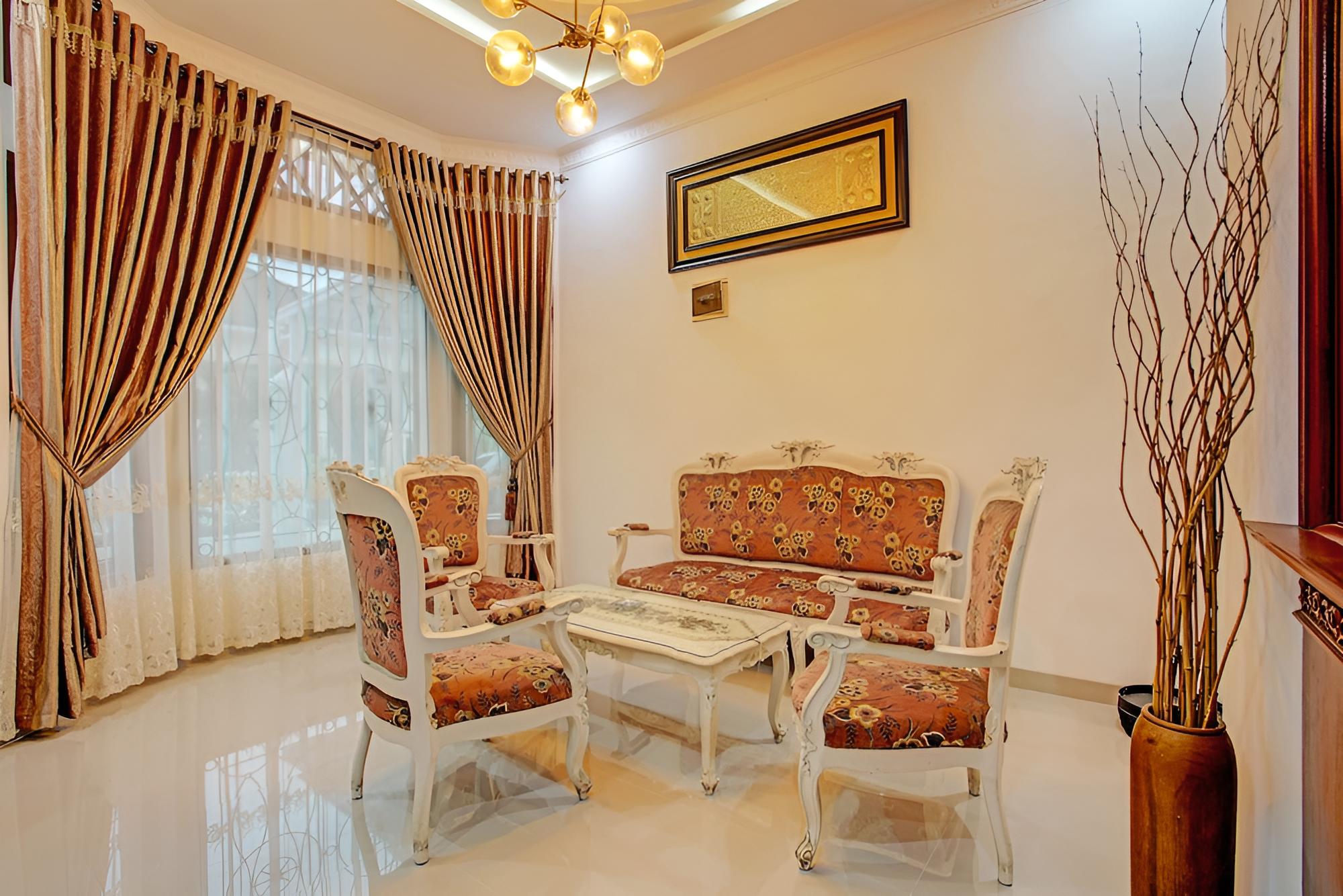 Capital O 92990 Nena Kostel Syariah