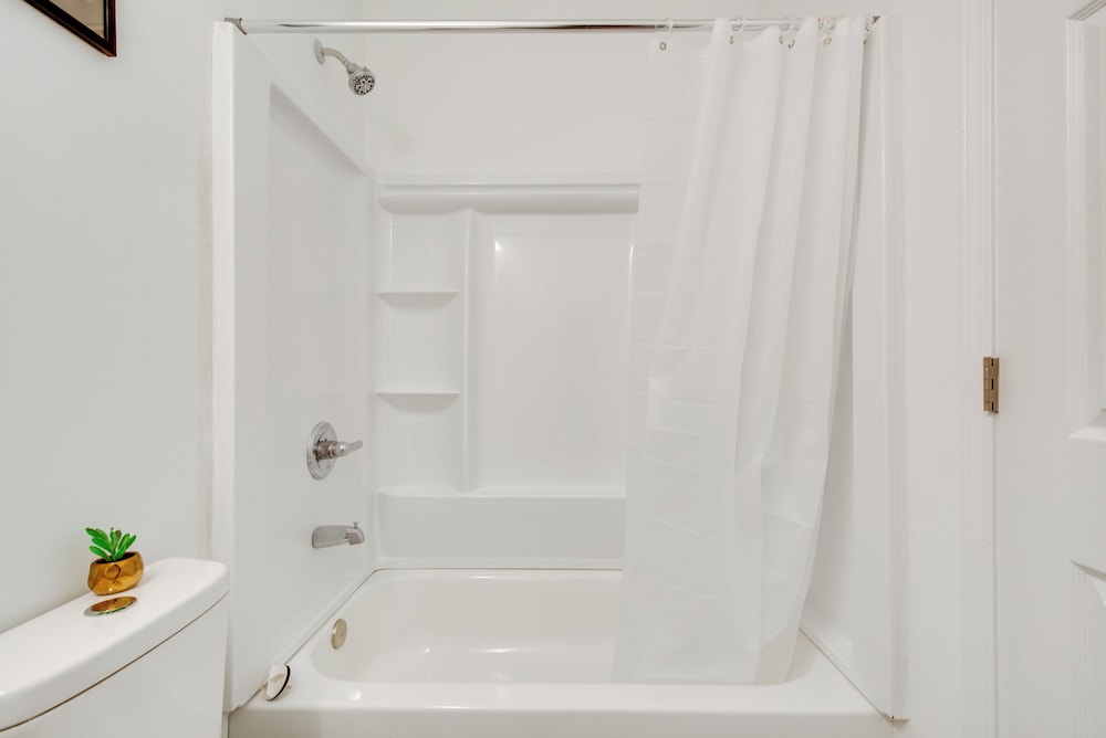 3 Mi to Six Flags: Apartment in Metro Atlanta