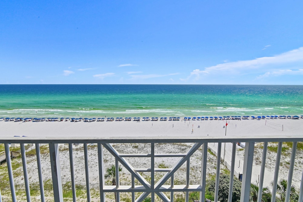 Inn at Crystal Beach 611