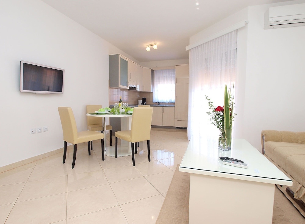 Apartment Marko 396