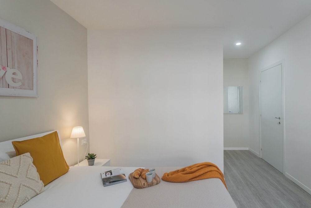 Zezio 44 by Rent all Como