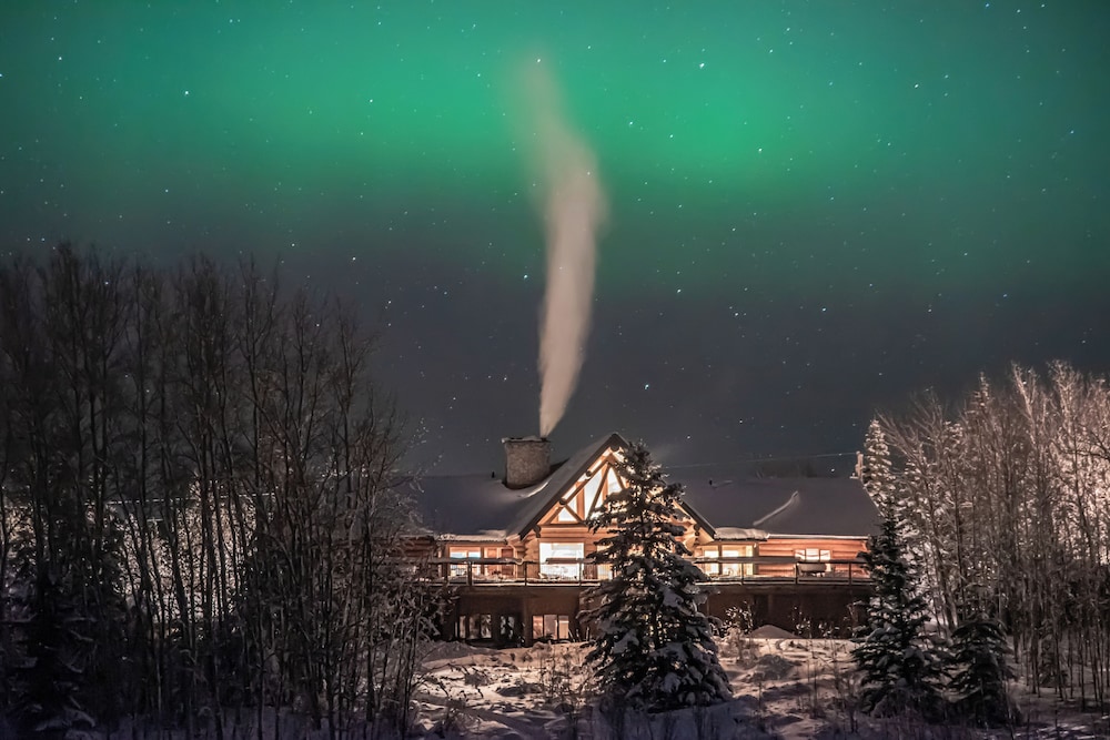 Inn On The Lake
