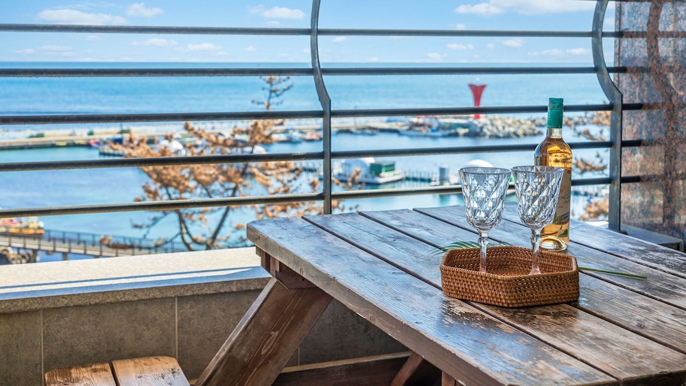 Pohang Blue Hill Pension