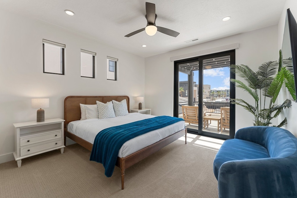 Lula Cove 7 Bedroom Home