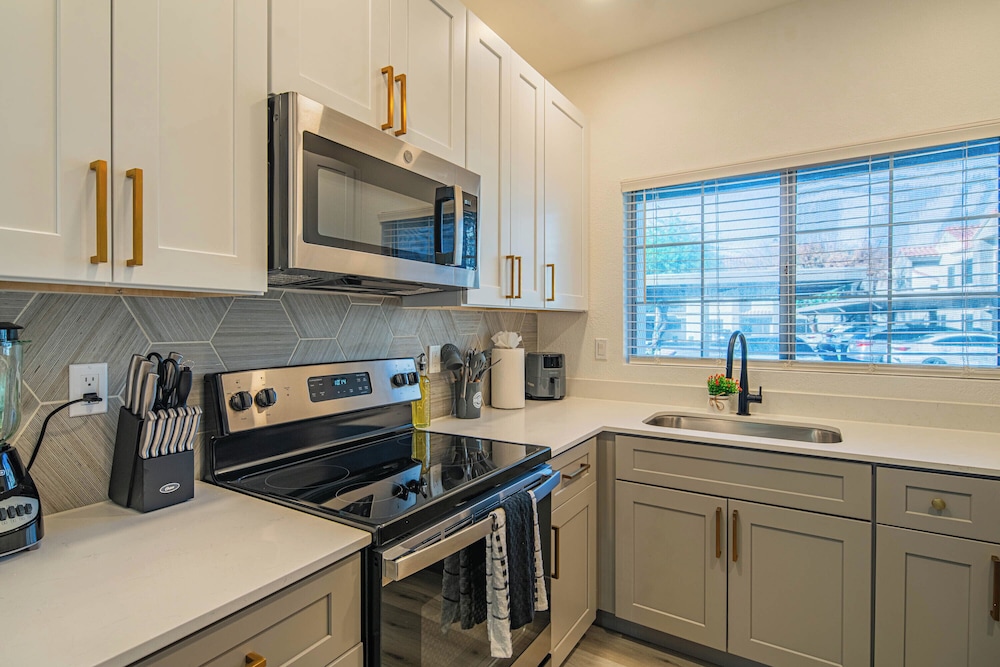 ROVE LIVING/KL - Hideaway North Scottsdale