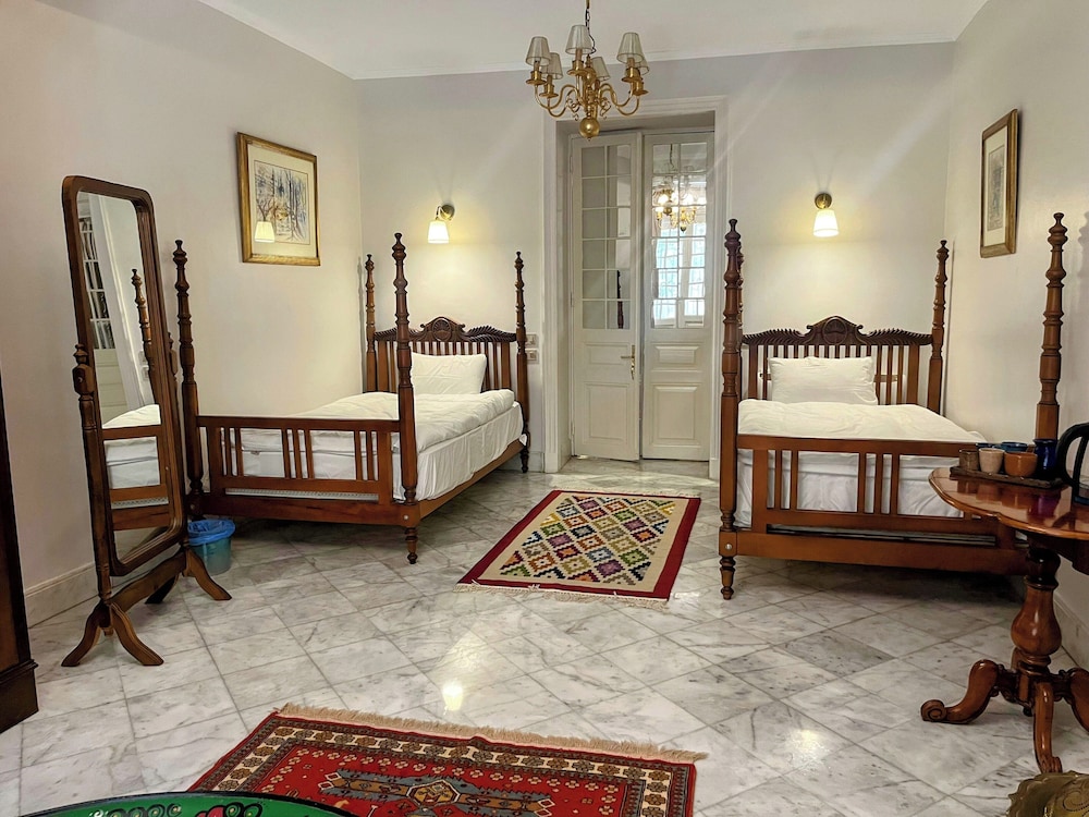 Layla Hostel