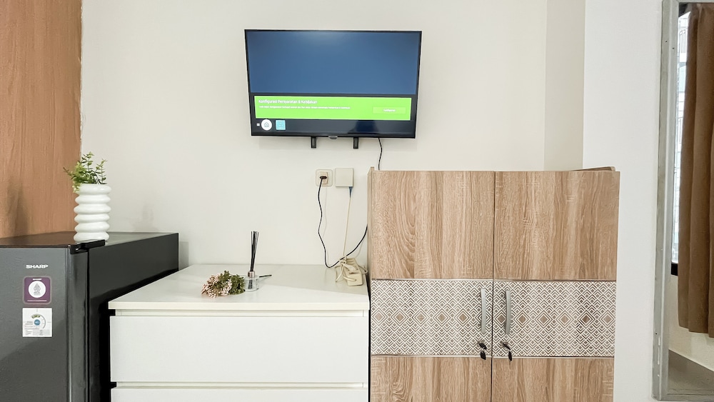 Simple Comfort Studio At Apartment Evenciio Margonda