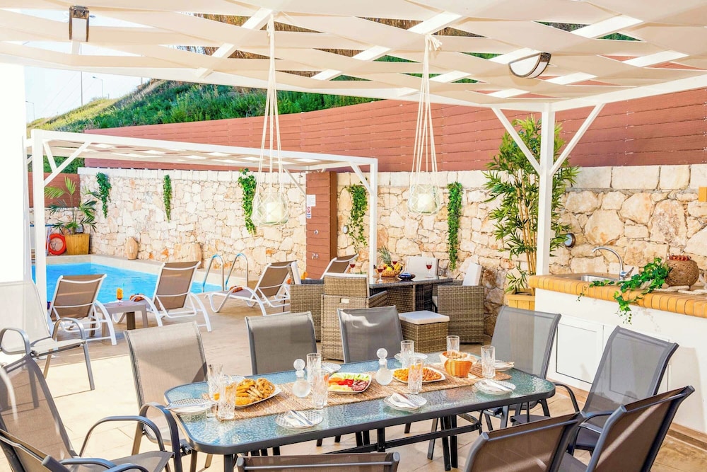 Villa Sky