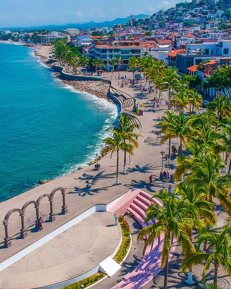 WIVC Conchas Chinas Condo - Stunning Ocean & Mountain Views, Close To The Beach & Romantic Zone view 3