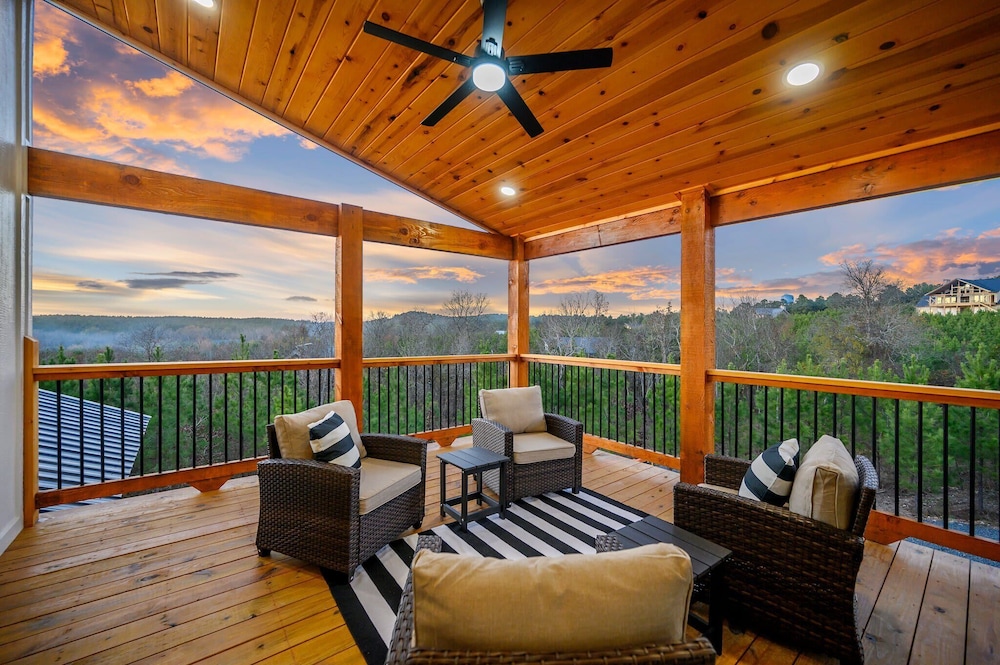 New, Modern, Bunk Room, Game Room, Playground, Hot tub