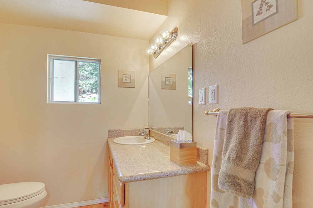 Furnished Deck & Mountain Views: Panguitch Cabin