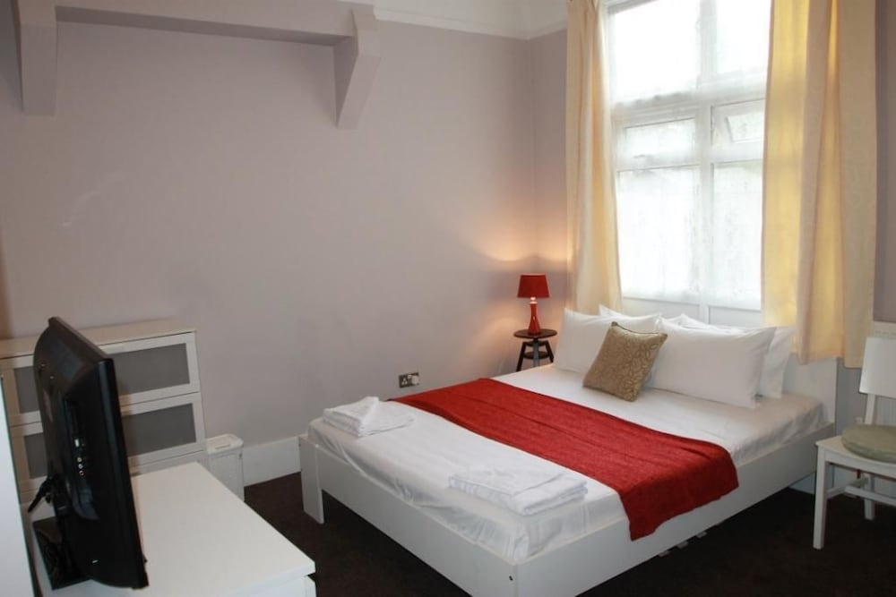 Manor House London