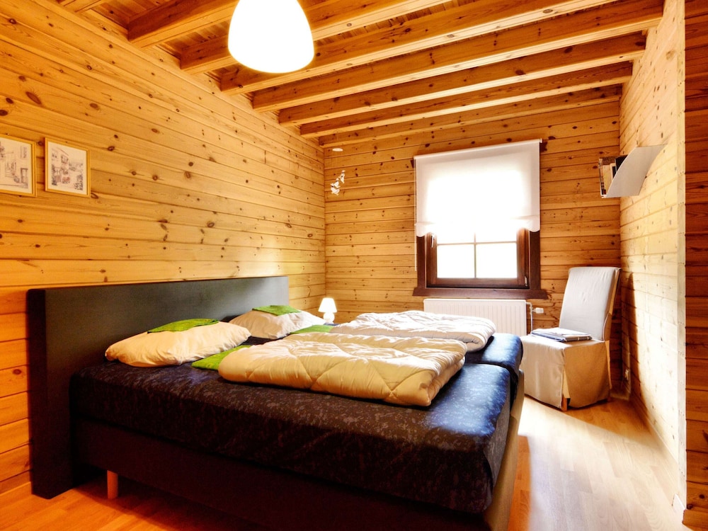 Splendid Chalet near Durbuy view 4