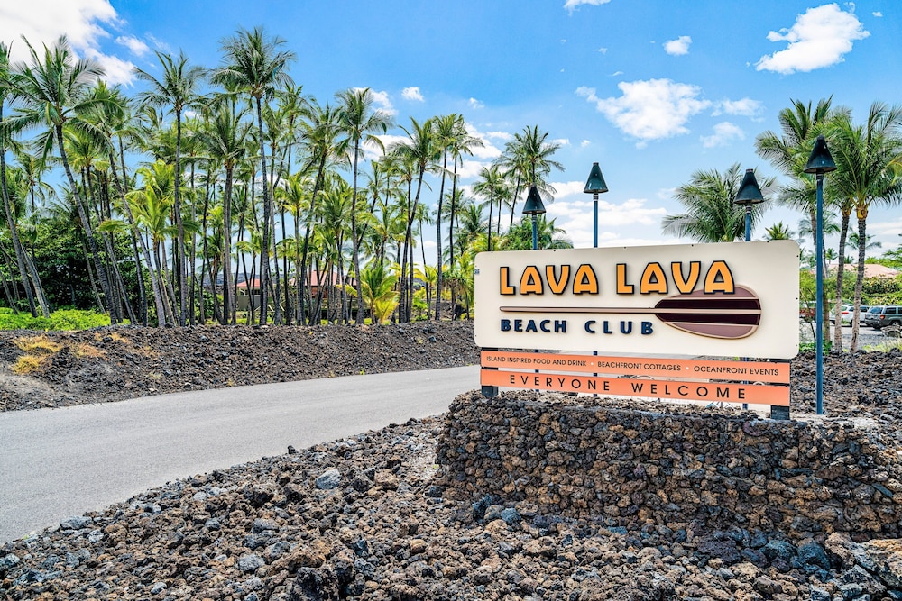 Concierge Included - Ground Floor - No Stairs & Lanai - Vrkcv