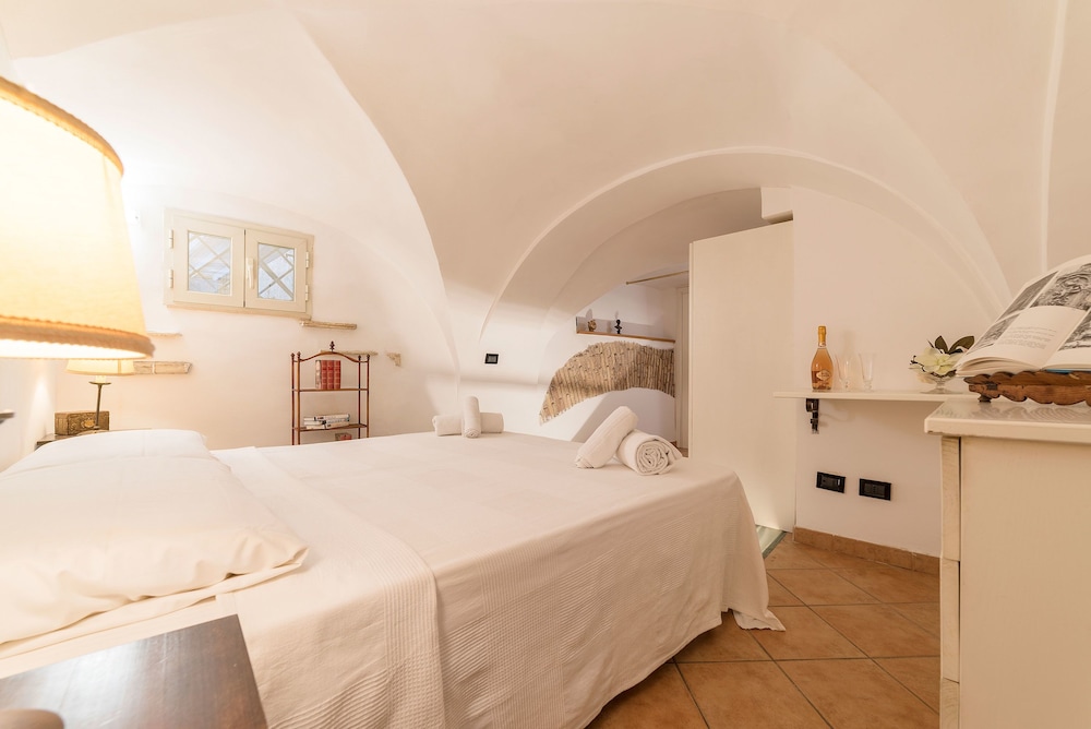 Sweet Suite near Pantheon