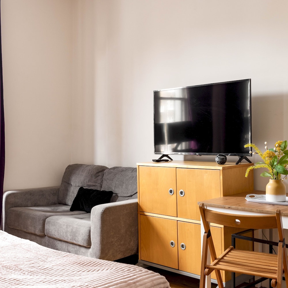 Cosy Studio in Earls Court Flat 10