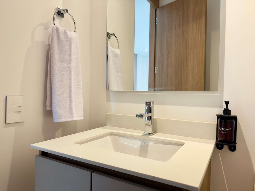 w Remarkable 1BR w Balcony in Santa Barbara