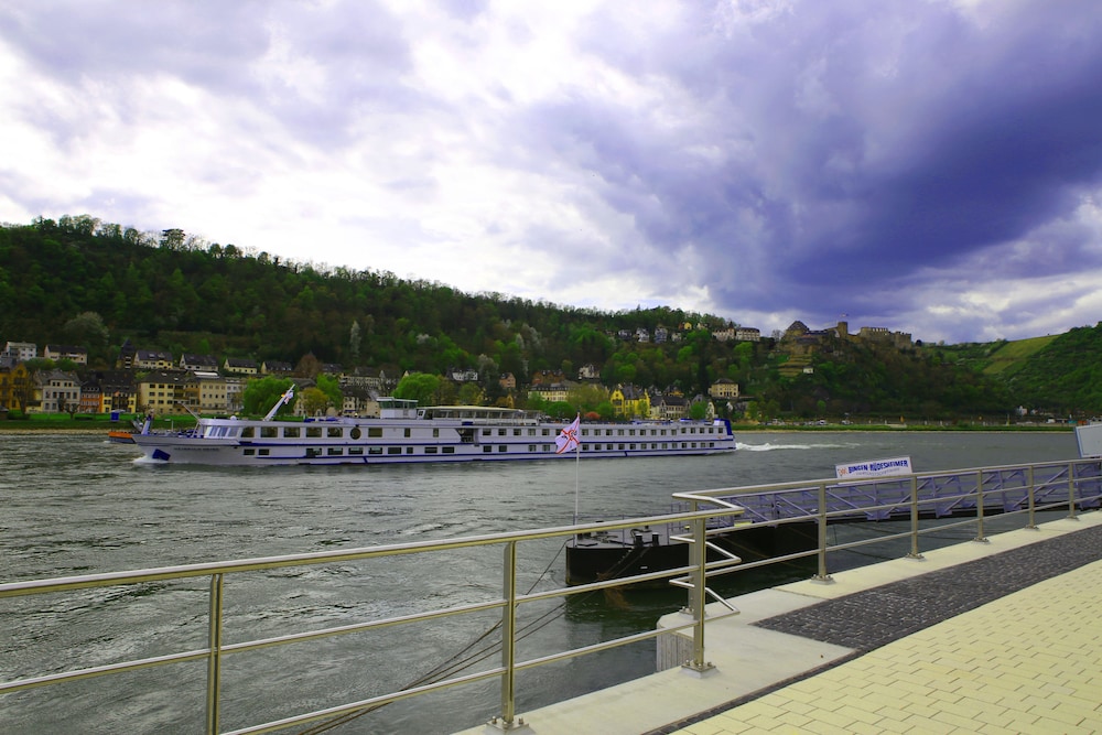 Pohl's Rheinhotel Adler