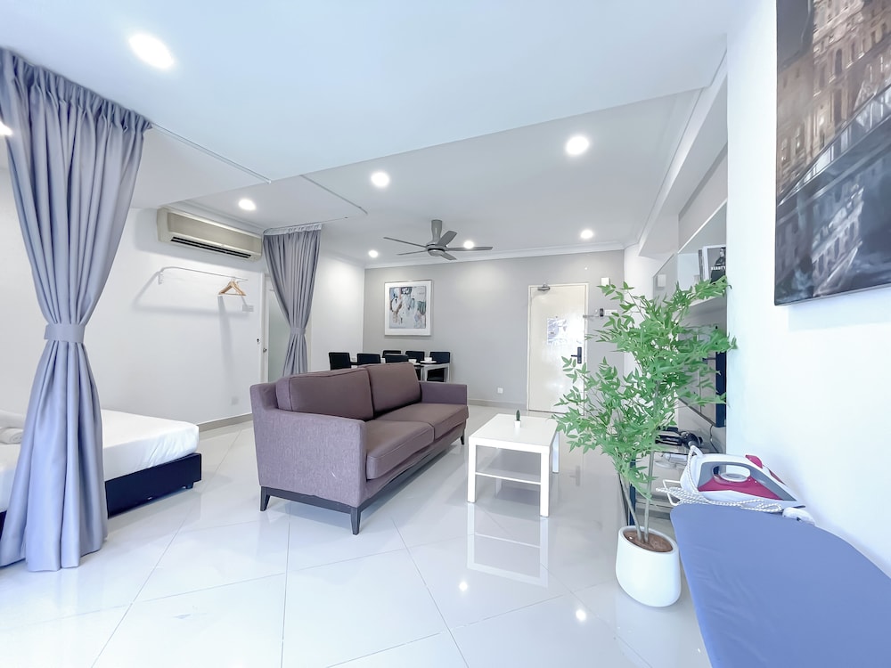 Fahrenheit 88 Bukit Bintang by Manhattan Group