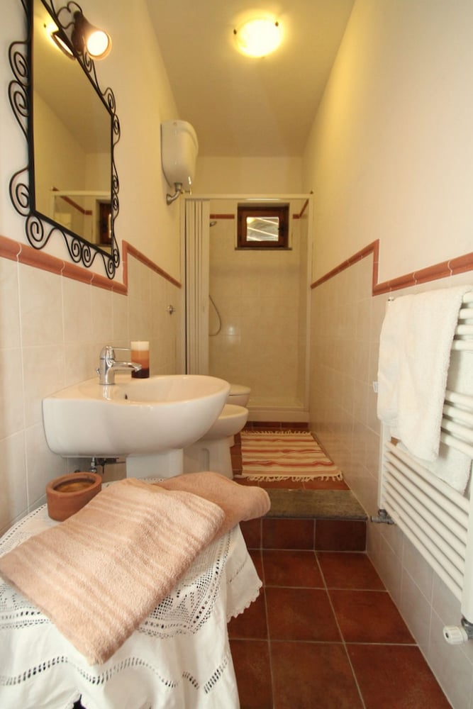 Mycasa's Bed and Breakfast