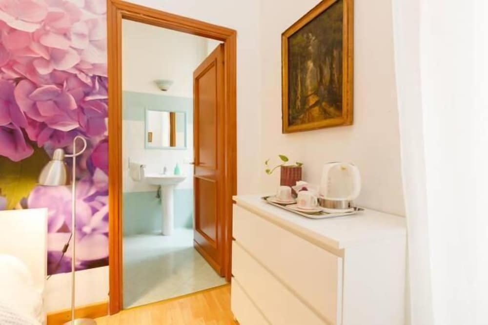 Room in B&B - A Casa Boschi Near Vatican Family Room