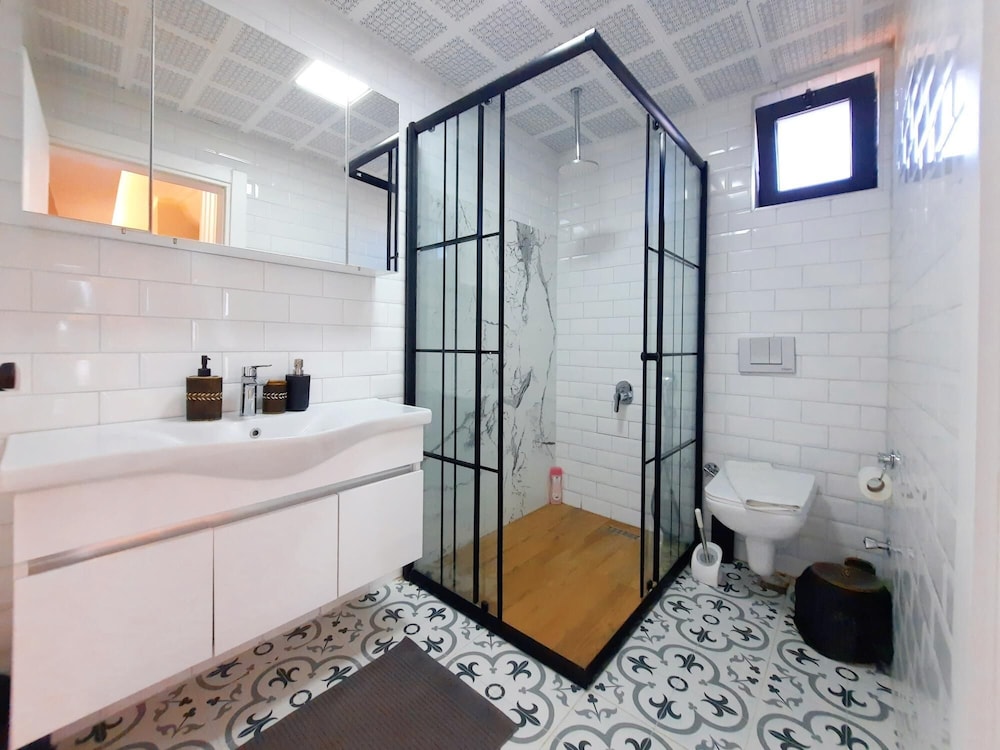3 Br Apertment in Aksu