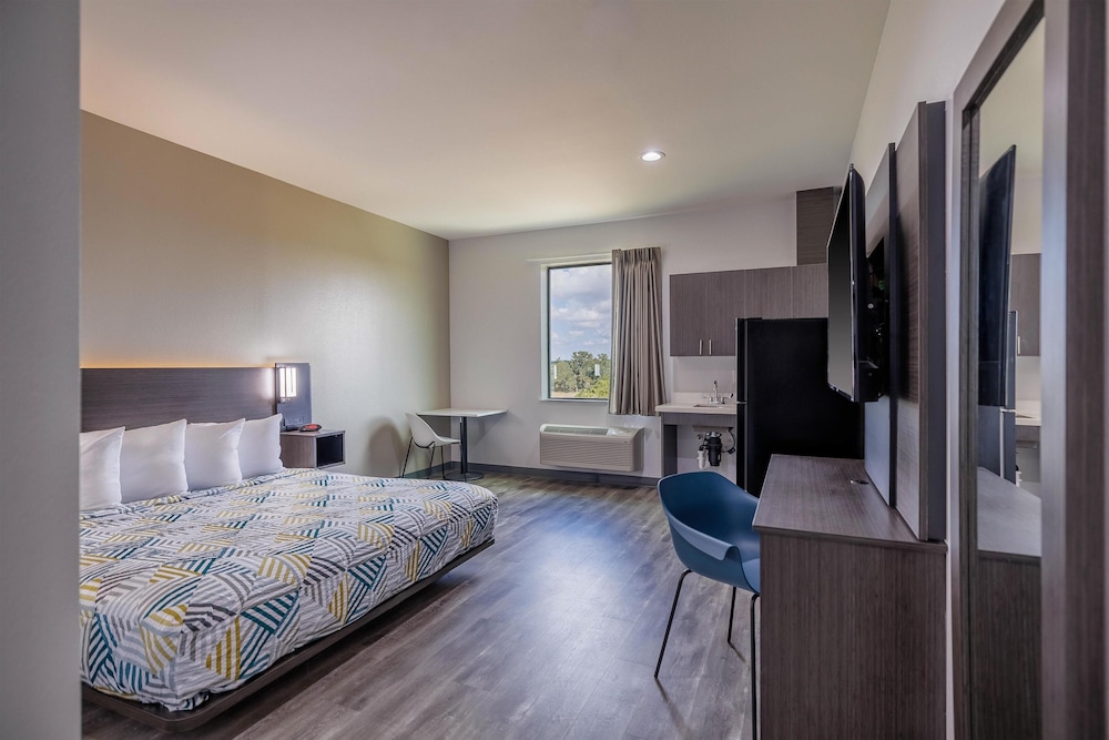 Studio 6 – Giddings, Tx
