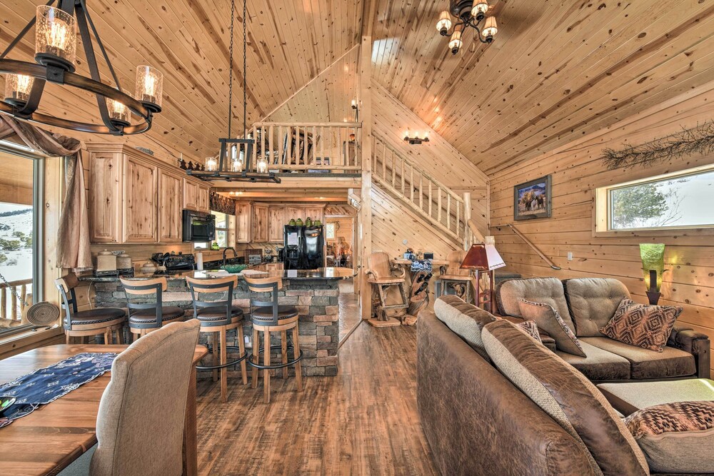 Rio Grande National Forest Cabin: Views & Hot Tub