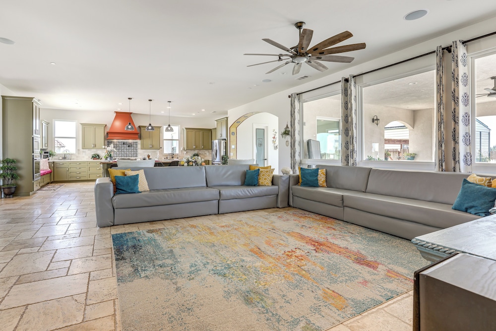 8 Mi to Lodi Lake: Luxe Home w/ On-site Vineyard