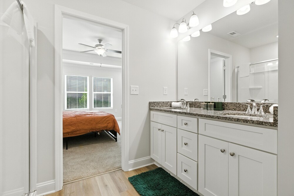 Charming Easley Retreat With Private Yard 3 Bedroom Townhouse