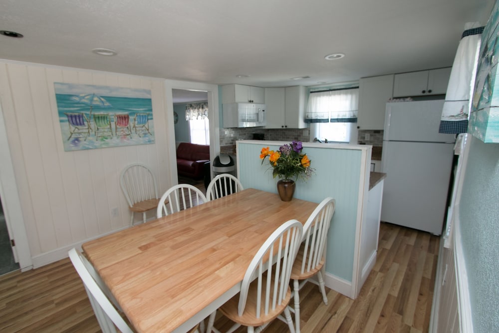 Outer Banks Motel - Village Accommodations