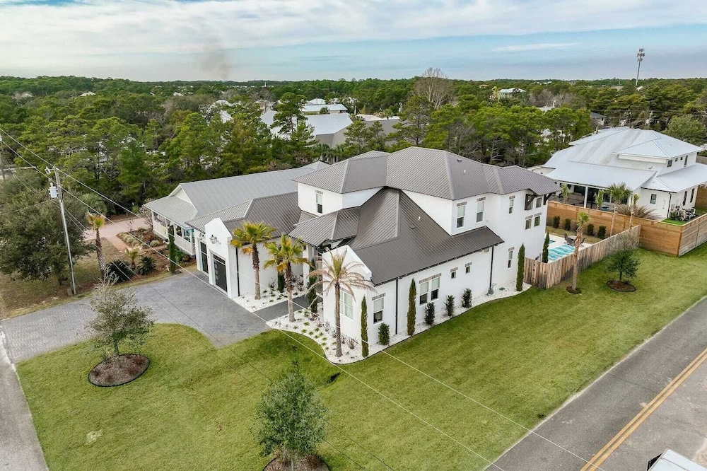 30A Sunset 30a Sunset Palazzo by Avantstay Sleeps 20 Boat-friendly + Pool