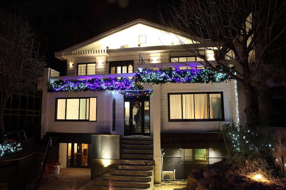 House740