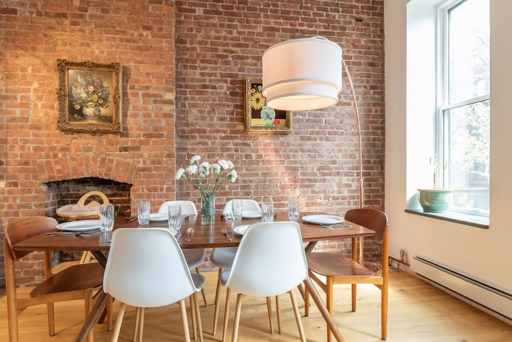 Hawthorn II by Rove Travel 3BR Apartment
