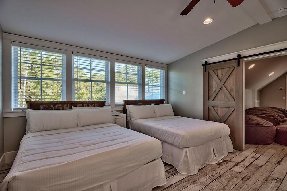 WaterColor Reunions 7 Bedroom Holiday Home by Five Star Properties