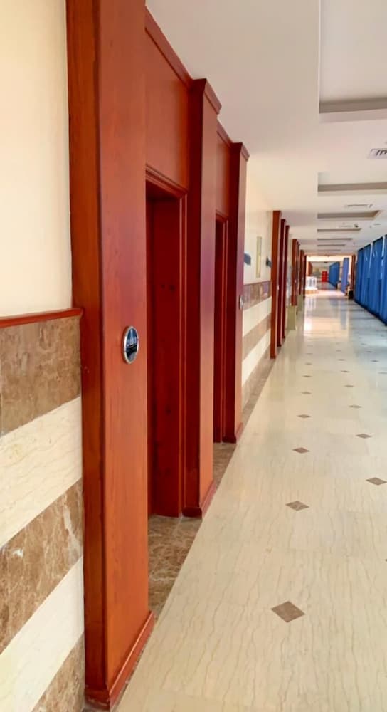 Hotel & Resort Golden Marina Yanbu فندق ومنتجع جولدن مارينا ينبع إدارة وتشغيل شركة منتجع المرسى الذهبي