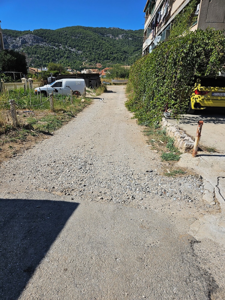 Inviting 1-bed Apartment in Komiža view 3