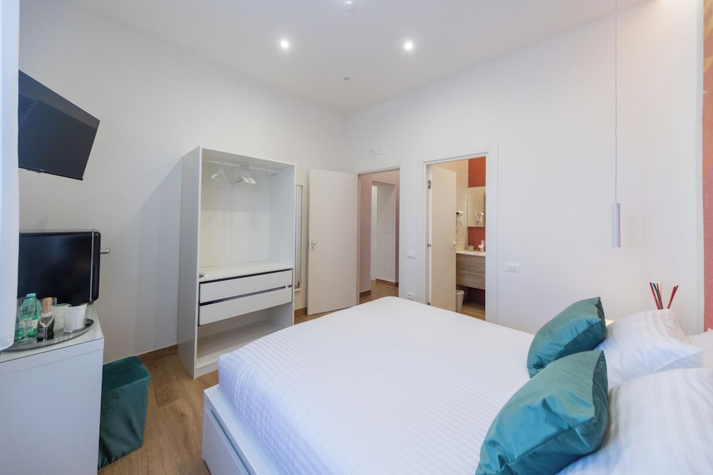 City Rooms 74