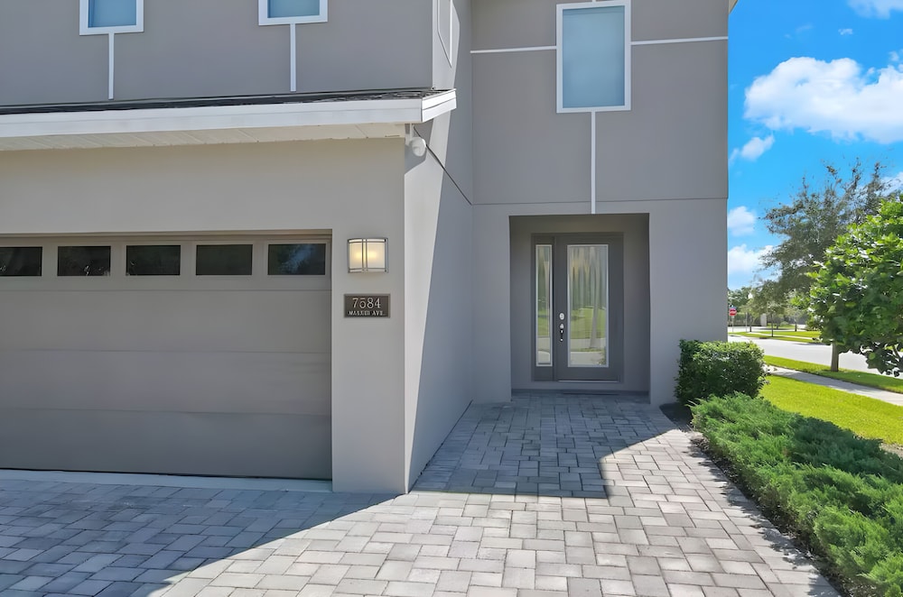 Go 34 Encore Resort in Kissimmee