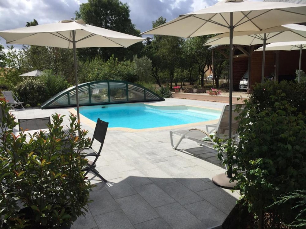 Corps de Ferme Avec Piscine 1h30 de Paris